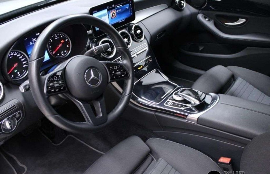 Mercedes-Benz Třídy C d 4M T Avantgarde+Comand+LED+AHK+Kamera