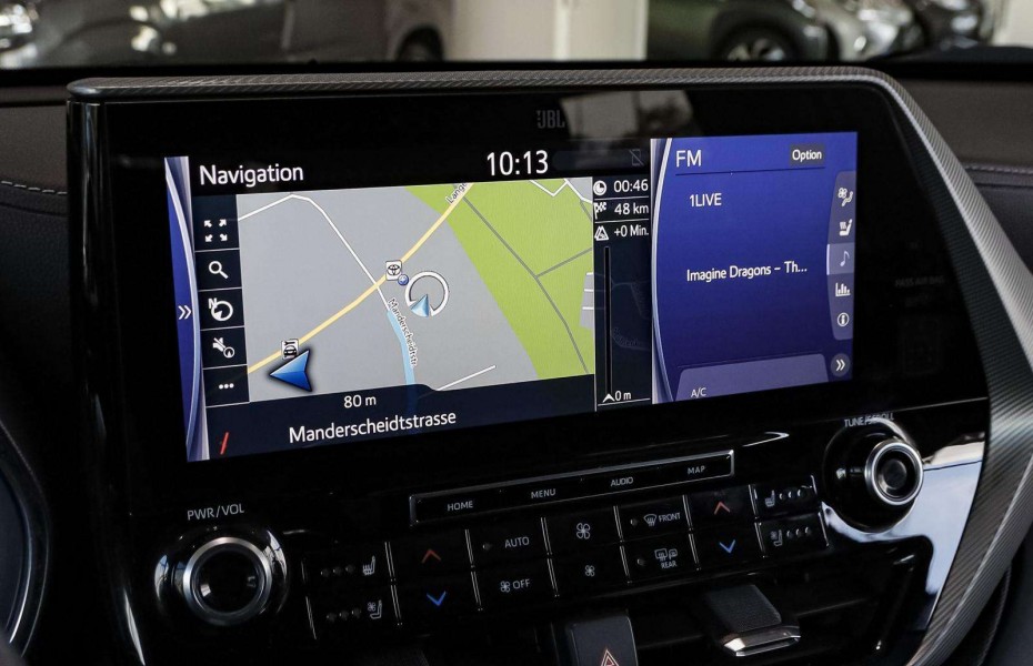 Toyota Highlander 2.5 Hybrid 4x4 Luxury NAVI HUD PDC Carplay