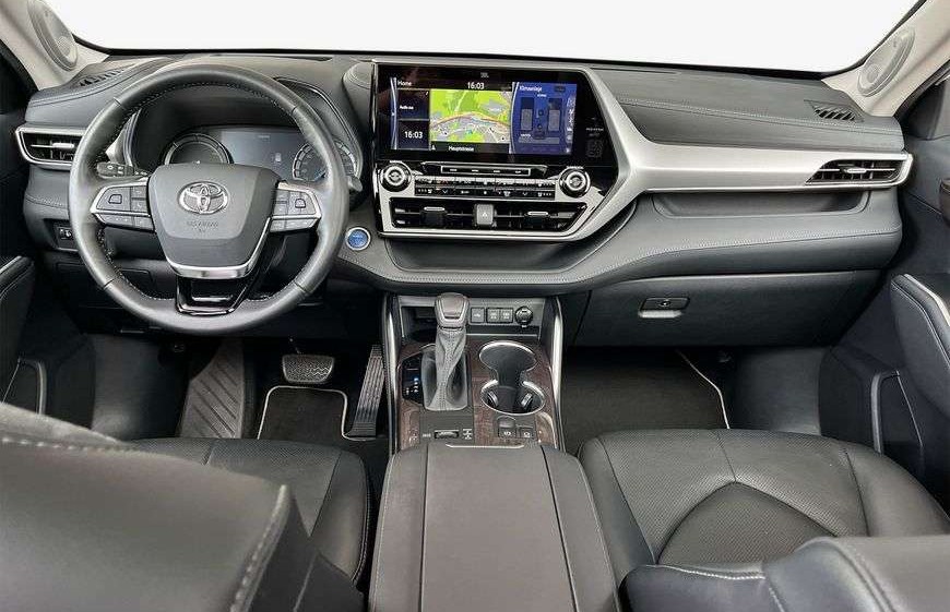 Toyota Highlander 2.5 Hybrid Luxury 7-Sitze