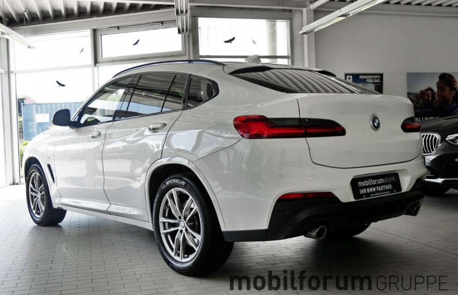 BMW X4 xDrive30i M-Sport LED HUD Keyless SHZ PDCv+h