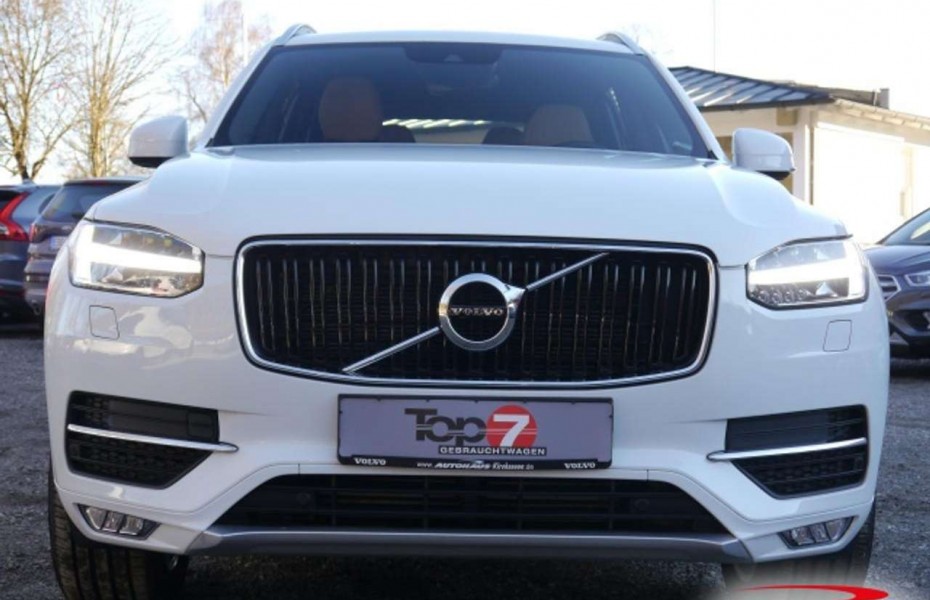 Volvo XC90 XC 90 Momentum AWD Bluetooth Navi LED Vollleder