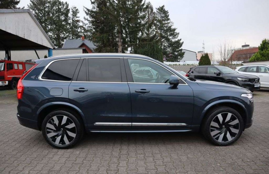 Volvo XC90 XC90 T8 AWD Plug-in Hybrid Plus Bright|NAVI|PANO