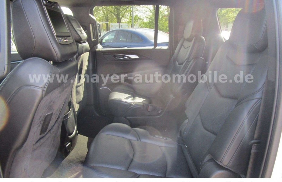 Cadillac Escalade Platinum ESV Europa NAVI Glasdach VOLL