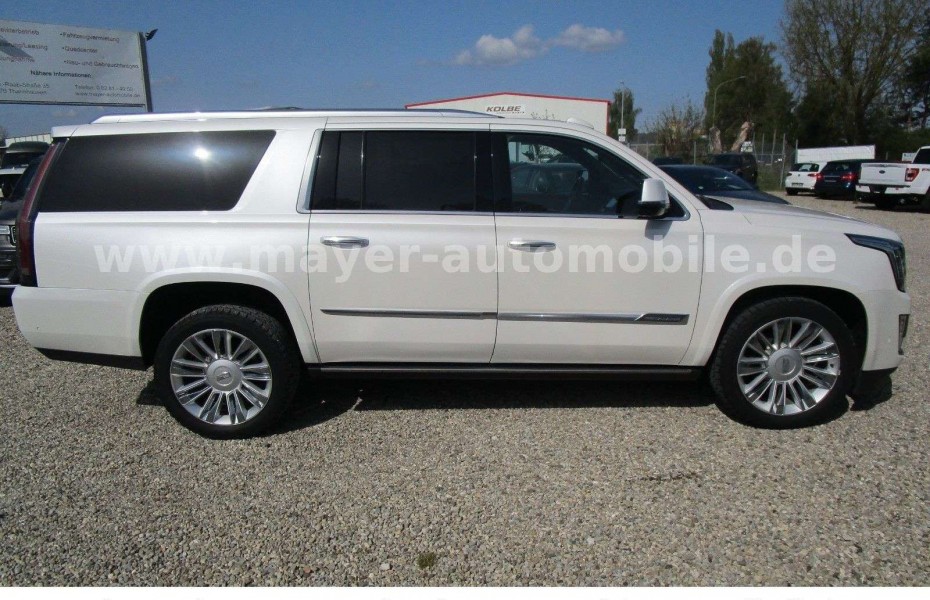 Cadillac Escalade Platinum ESV Europa NAVI Glasdach VOLL