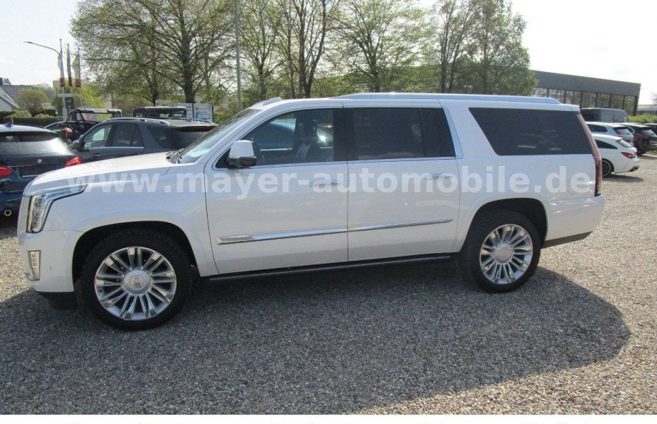 Cadillac Escalade Platinum ESV Europa NAVI Glasdach VOLL