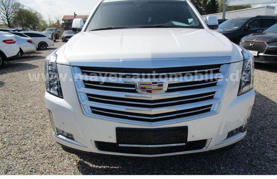 Cadillac Escalade Platinum ESV Europa NAVI Glasdach VOLL