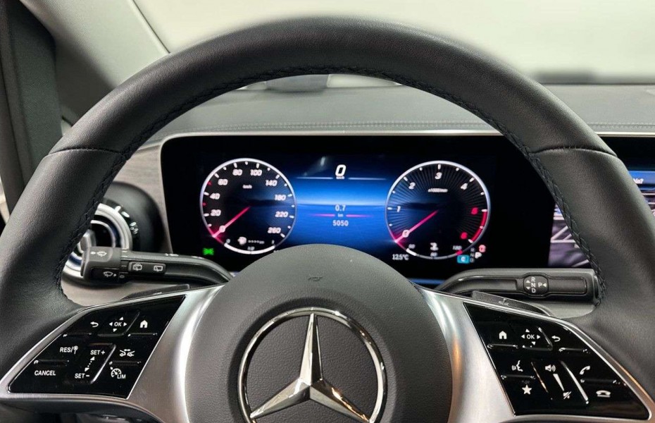 Mercedes-Benz Třídy V d lang 4M Avantgarde WideScreen 360° AHK 9G