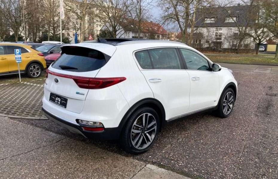 Kia Sportage 2.0 CRDI 185 48V AWD AT8 PLATINUM PANO