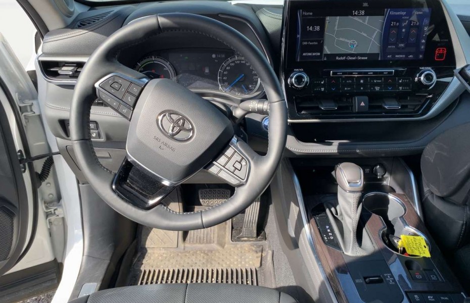 Toyota Highlander 2.5 Hybrid Luxury